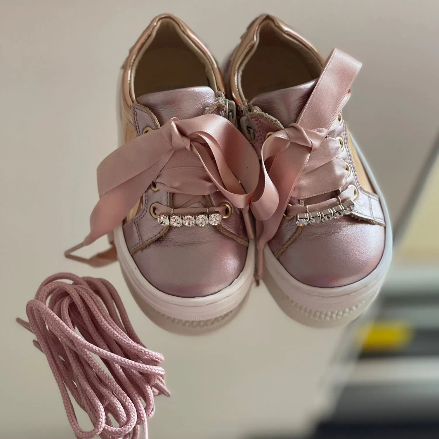 ANDANINES Sneakers rosa e oro con plantare anatomico