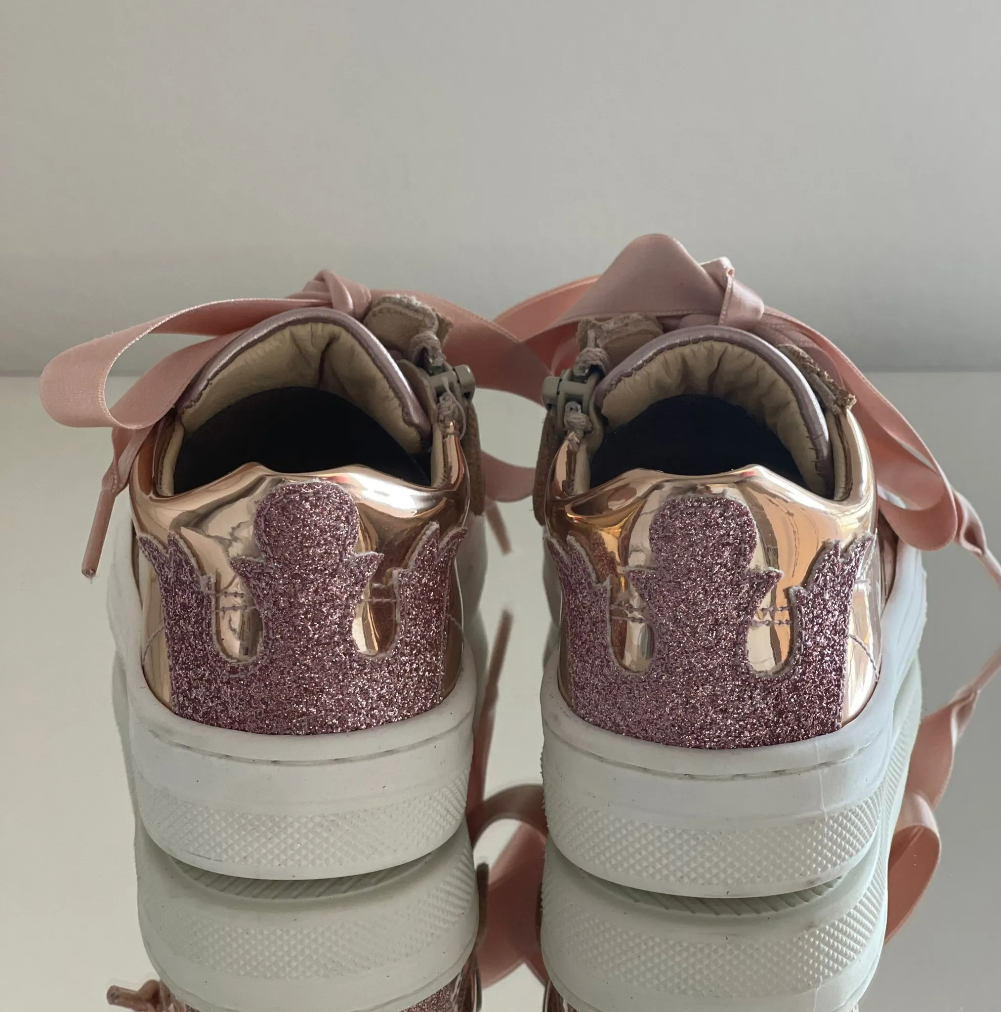 ANDANINES Sneakers rosa e oro con plantare anatomico