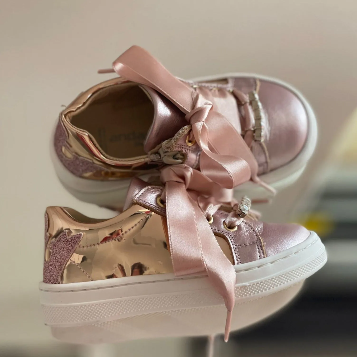 ANDANINES Sneakers rosa e oro con plantare anatomico