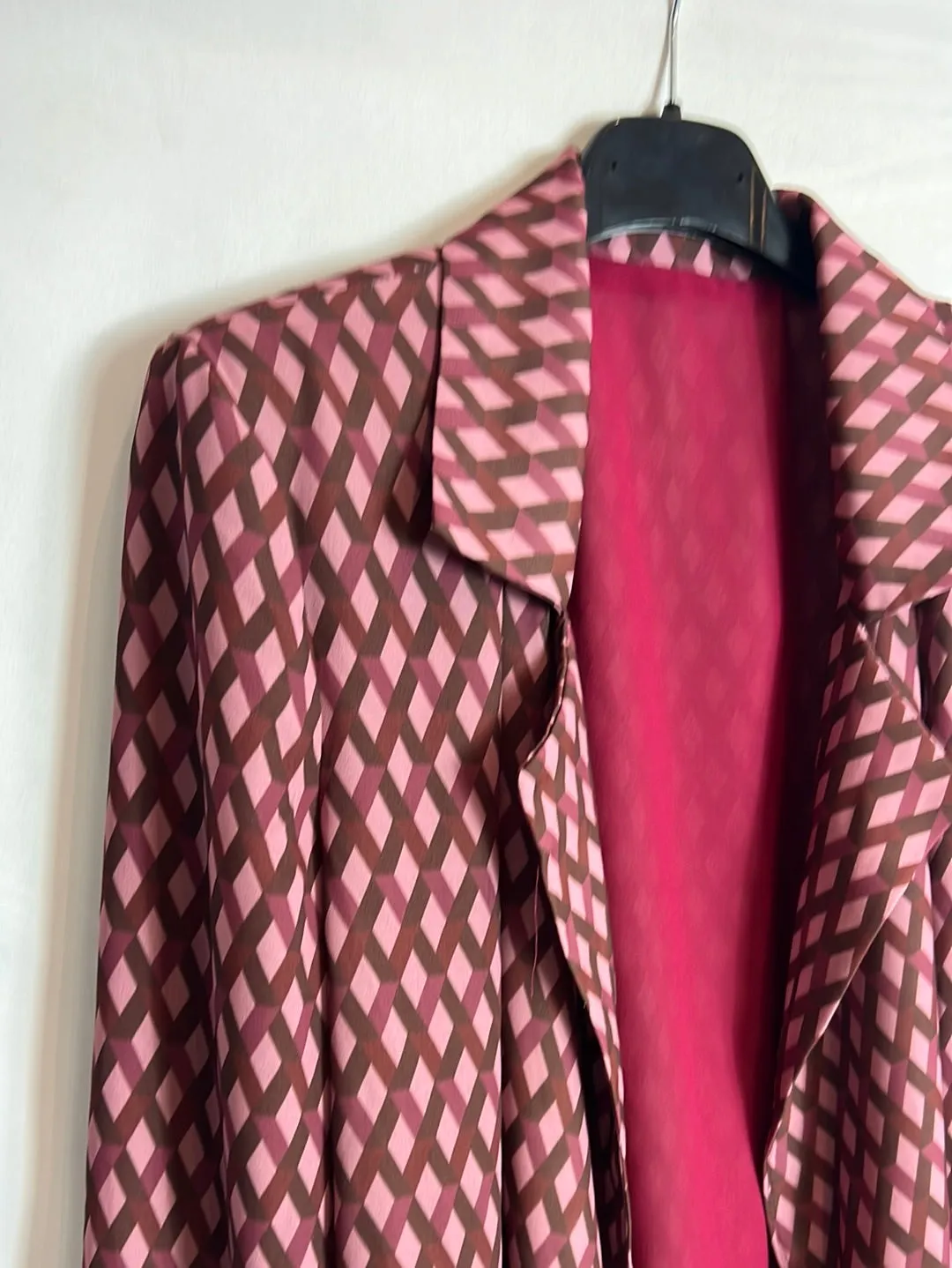 ATREZATÜRE. blazer rombos