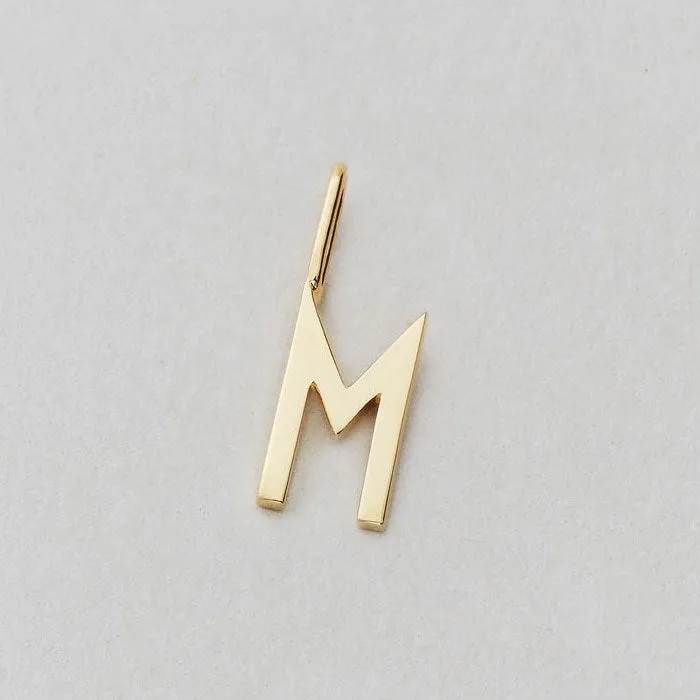 Charm lettera oro